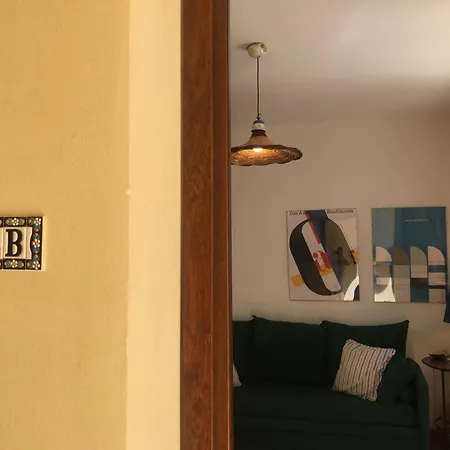 Casa *